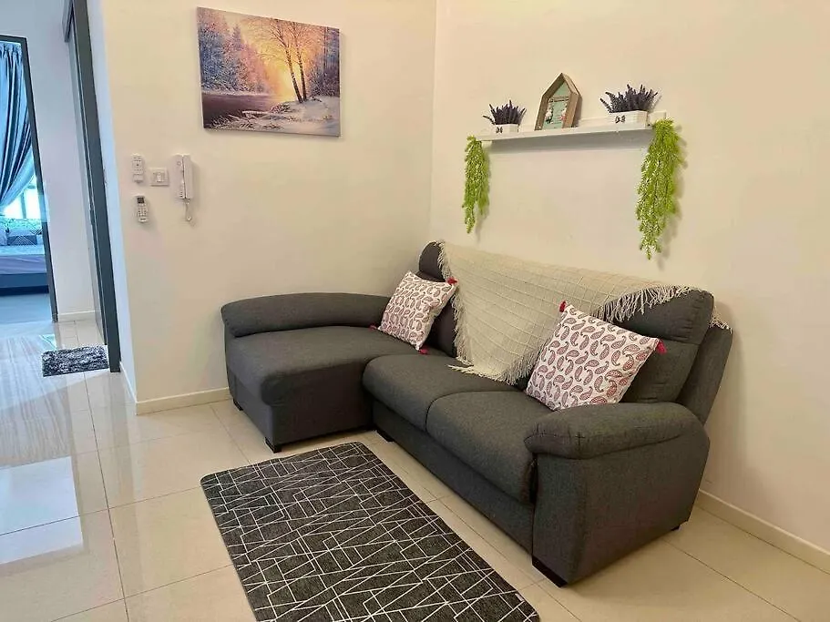 Paradigm Mall~Paradigm Residence@2Br 5Pax Johor Bahru 0*,  Malaysia